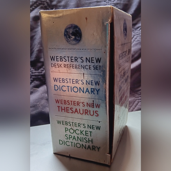 Webster 3 book set dictionaries - Picture 3 of 4
